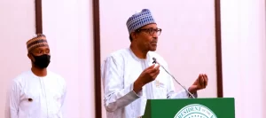 PRESIDENT-BUHARI-BREAKING-OF-RAMADAN-FAST-WITH-POLITICAL-PARTIES-AND-BIZ-COMMUNITY.-