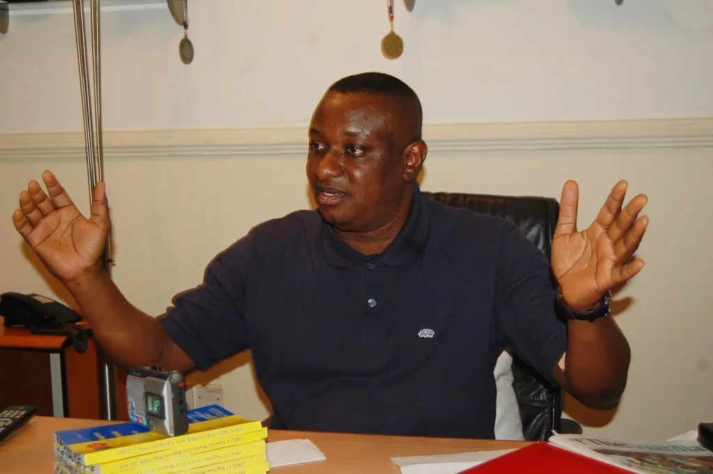 festus-keyamo-knock-atiku-for-criticizing-di-US-secretary