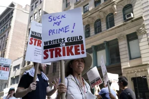 Hollywood-actors-start-strike